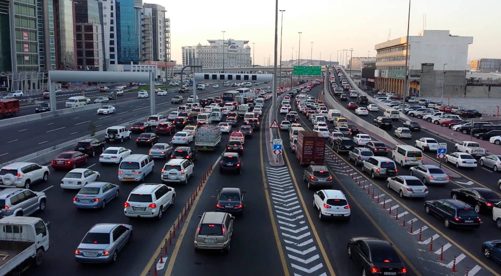 كيف اعرف مخالفات سيارتي في الامارات