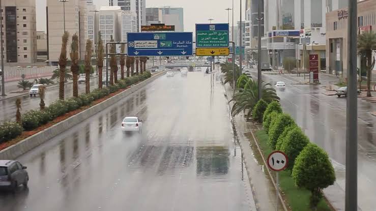 تعليق الدراسة غدًا الثلاثاء بالسعودية